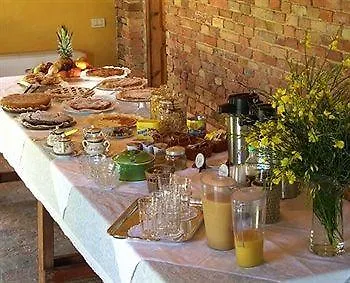 Tombolina Farm stay