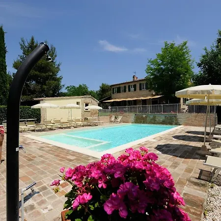 Çiftlik konaklama Tombolina *