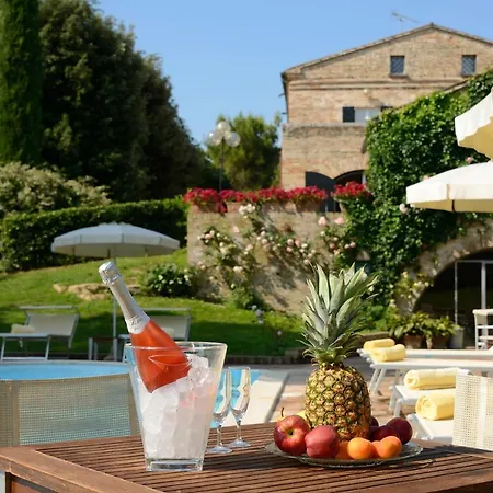 Tombolina Çiftlik konaklama Montemaggiore al Metauro